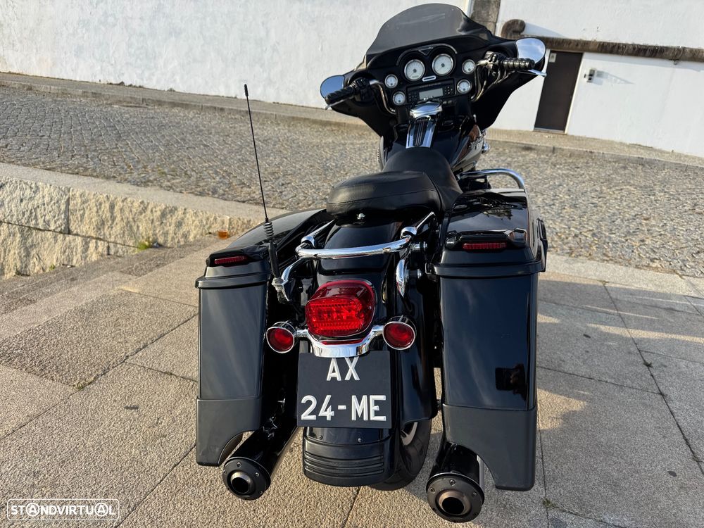 Harley-Davidson Street Street Glide - 15