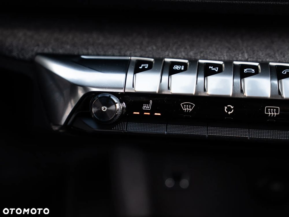 Peugeot 3008 2.0 HDi Allure - 36