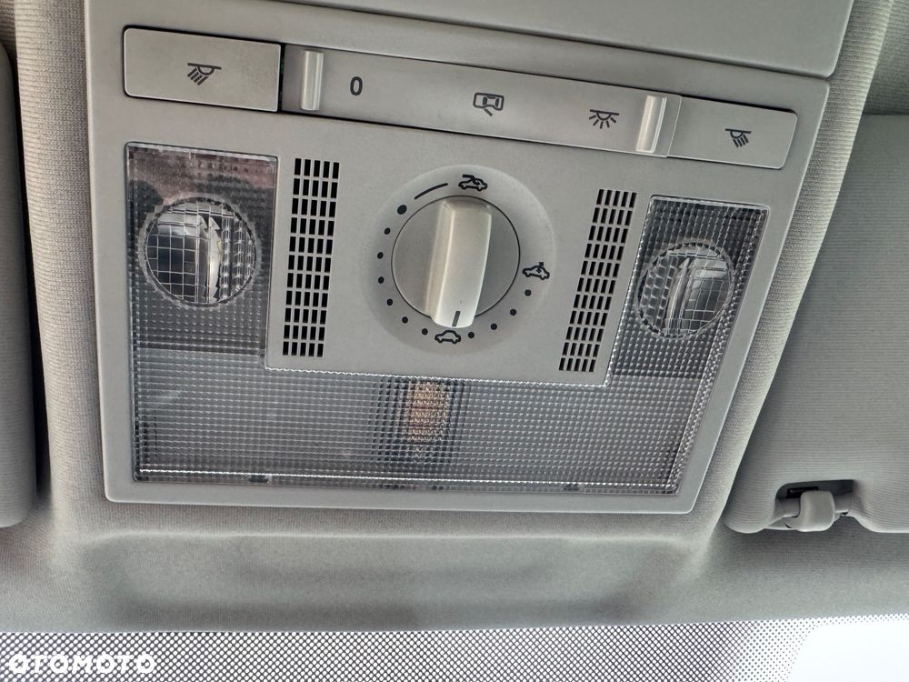 Volkswagen Polo 1.4 Tour - 25