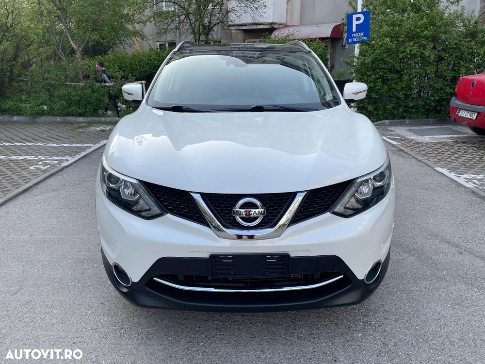 Nissan Qashqai 1.6 DCI Xtronic TEKNA+ - 9