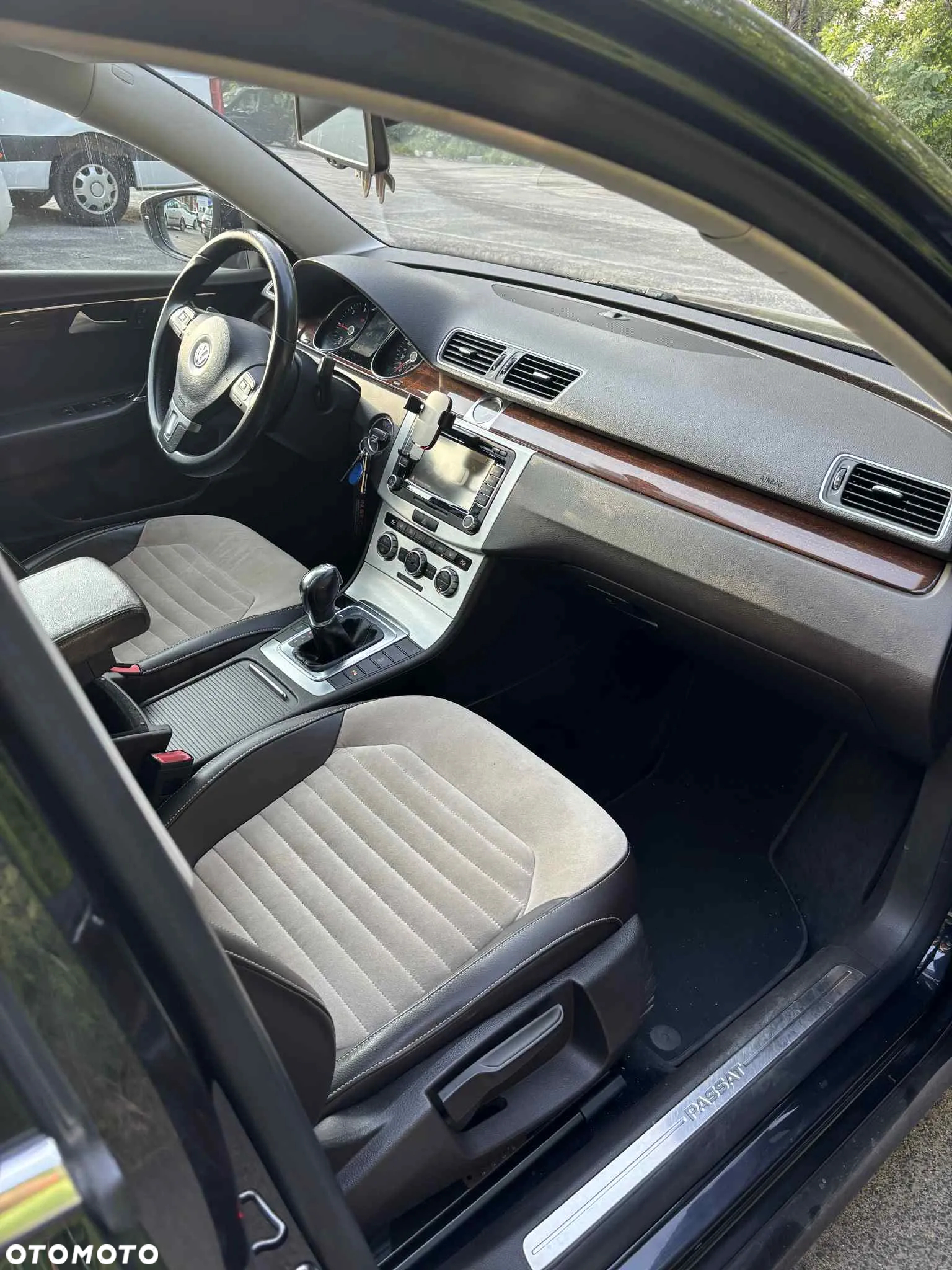 Volkswagen Passat 2.0 TDI Highline DSG - 10