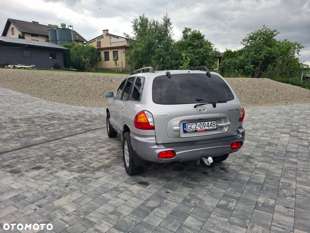 Hyundai Santa Fe - 3