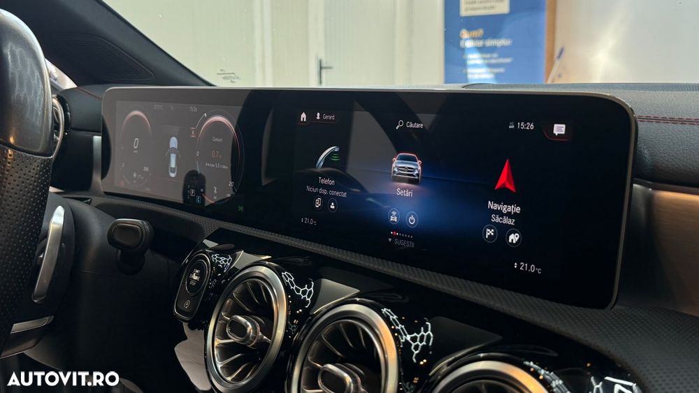 Mercedes-Benz CLA 200 - 33