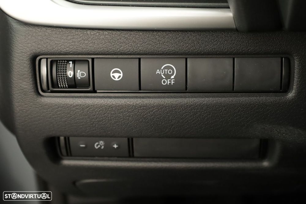 Nissan Qashqai 1.3 DIG-T N-Connecta LED Xtronic - 17