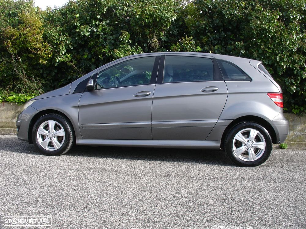 Mercedes-Benz B 180 ver-blueefficiency-sport-edition - 16