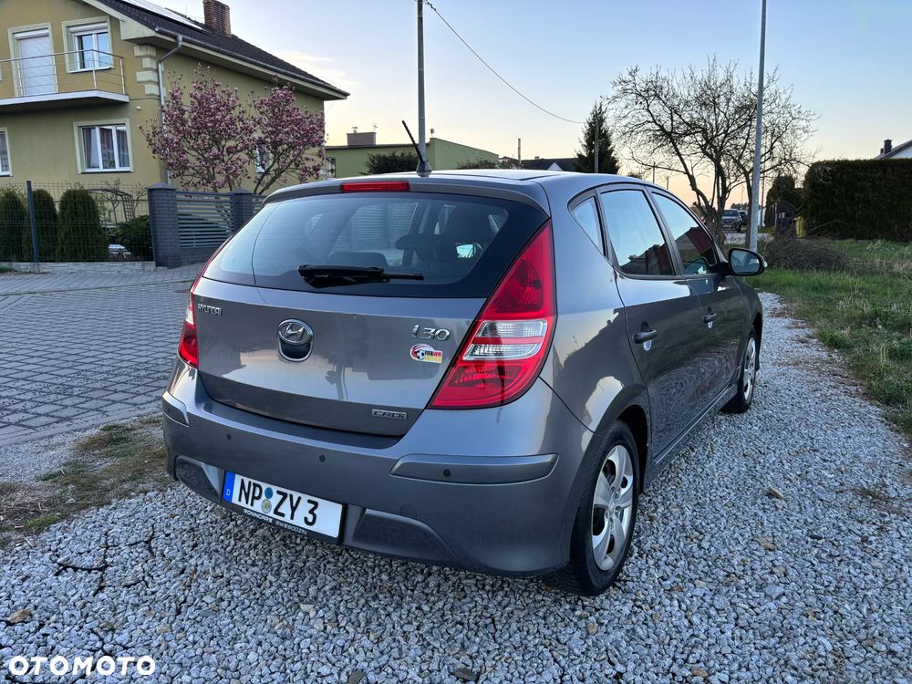 Hyundai i30 1.6 CRDi FIFA WM Edition - 5