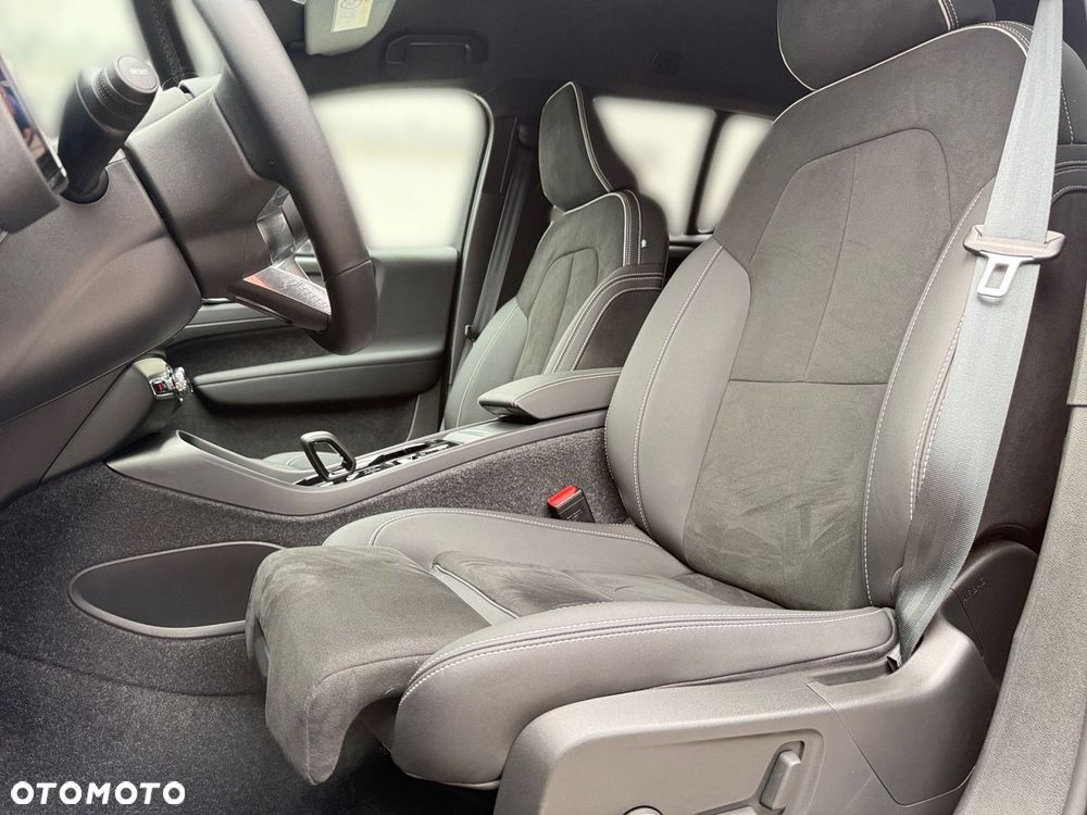 Volvo XC 40 - 11