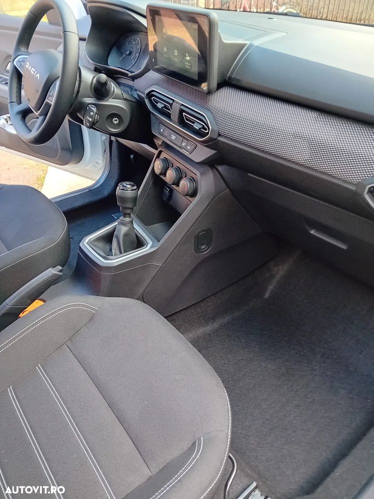 Dacia Jogger 7 locuri TCe 110 Essential - 4