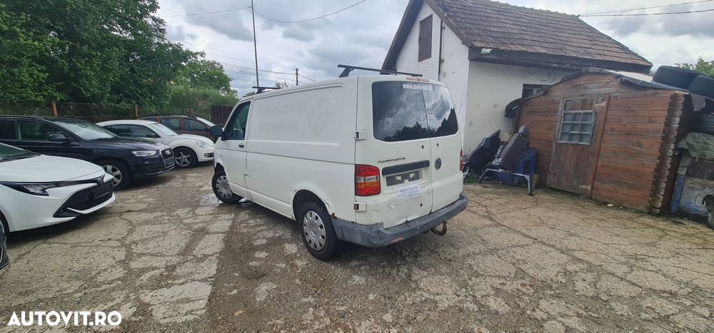 Volkswagen T 5 - 1