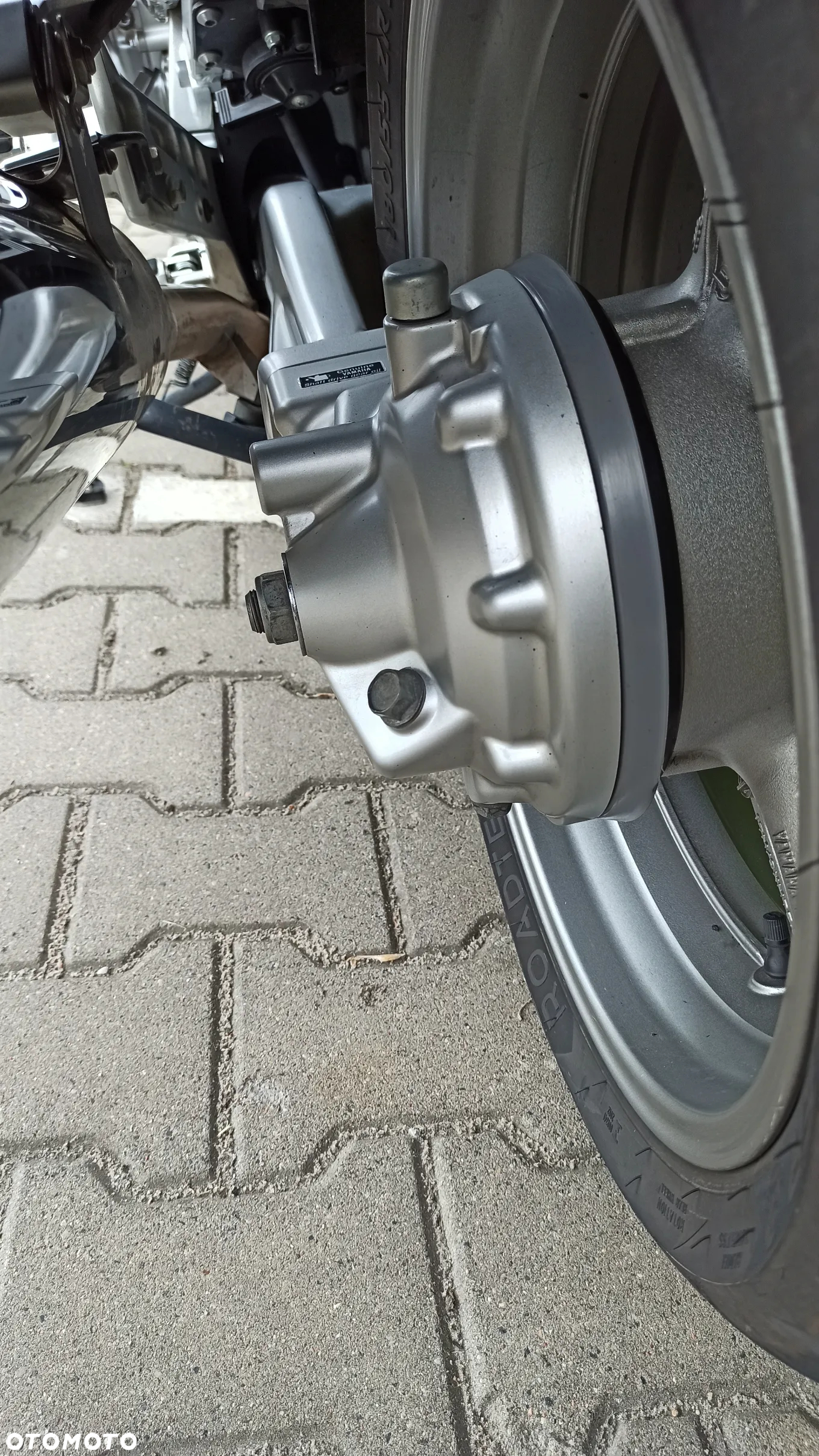Yamaha FJR - 8