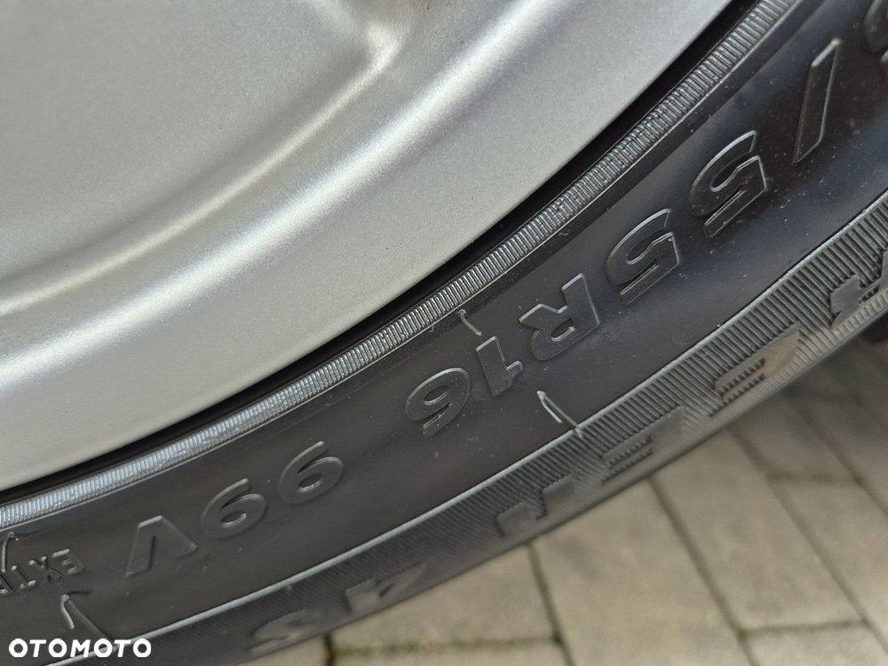 BMW Seria 5 523i - 35