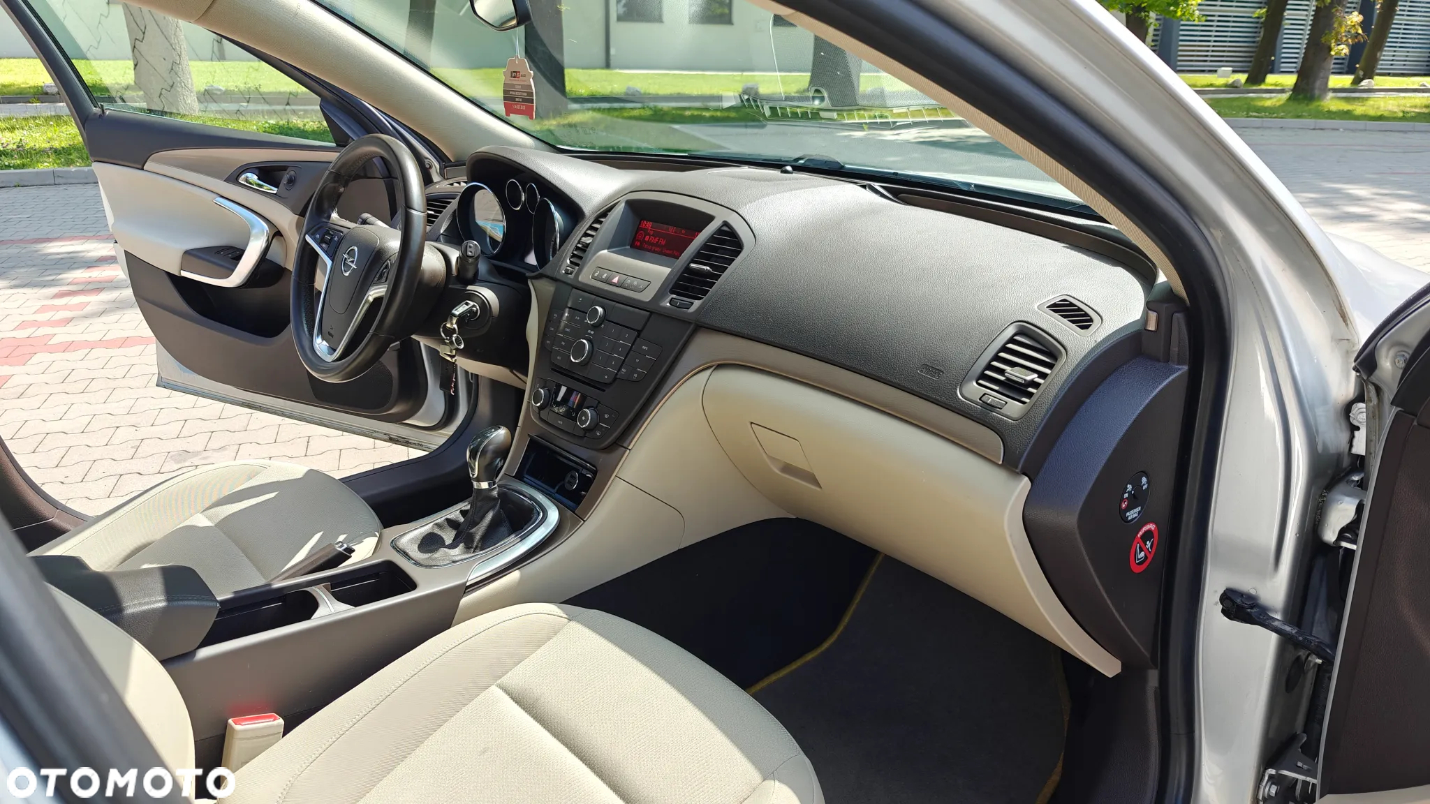 Opel Insignia 2.0 CDTI - 11