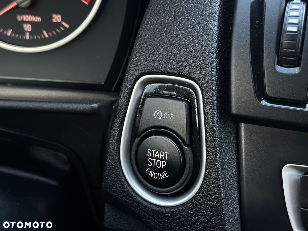 BMW Seria 1 118i - 27