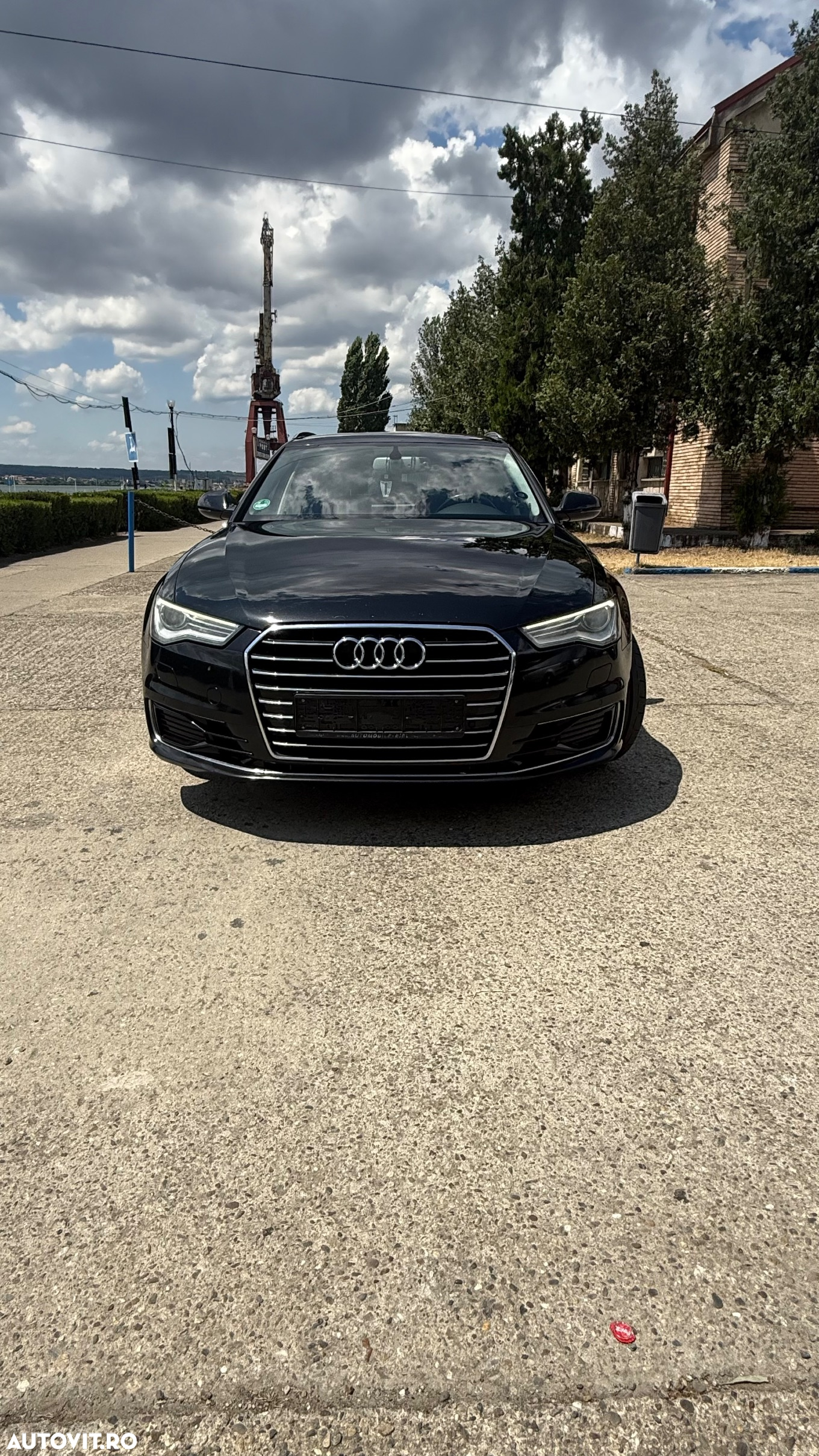 Audi A6 Avant 2.0 TDI Ultra S tronic - 18