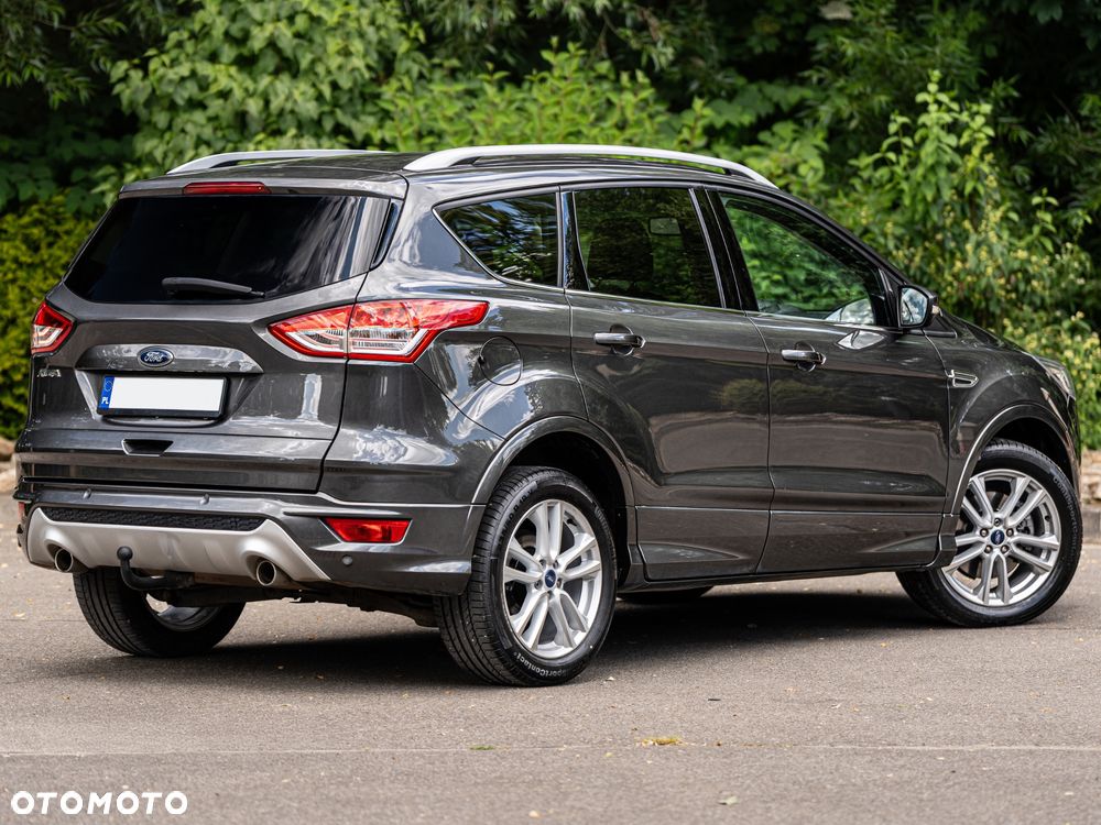 Ford Kuga - 12