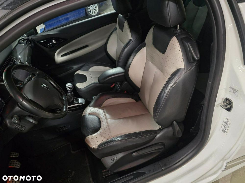 Citroën DS3 1.6 THP SportChic - 18