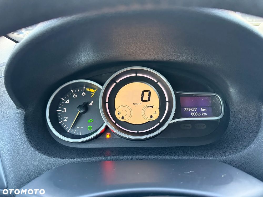 Renault Megane 1.6 16V 110 Expression - 21