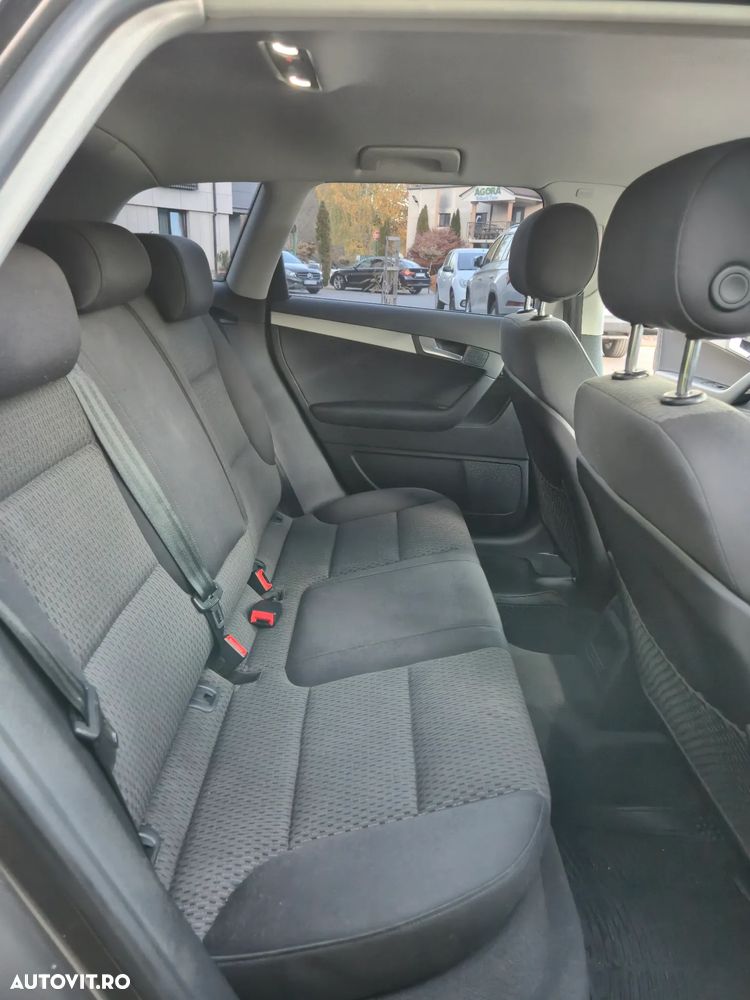 Audi A3 1.6 TDI ack DPF S tronic Ambiente - 8