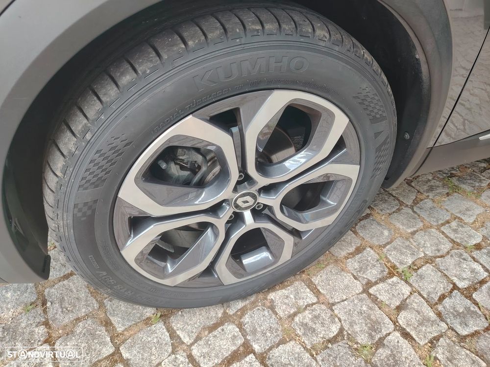 Renault Captur 1.6 E-Tech Full Hybrid Techno — fotografia 29
