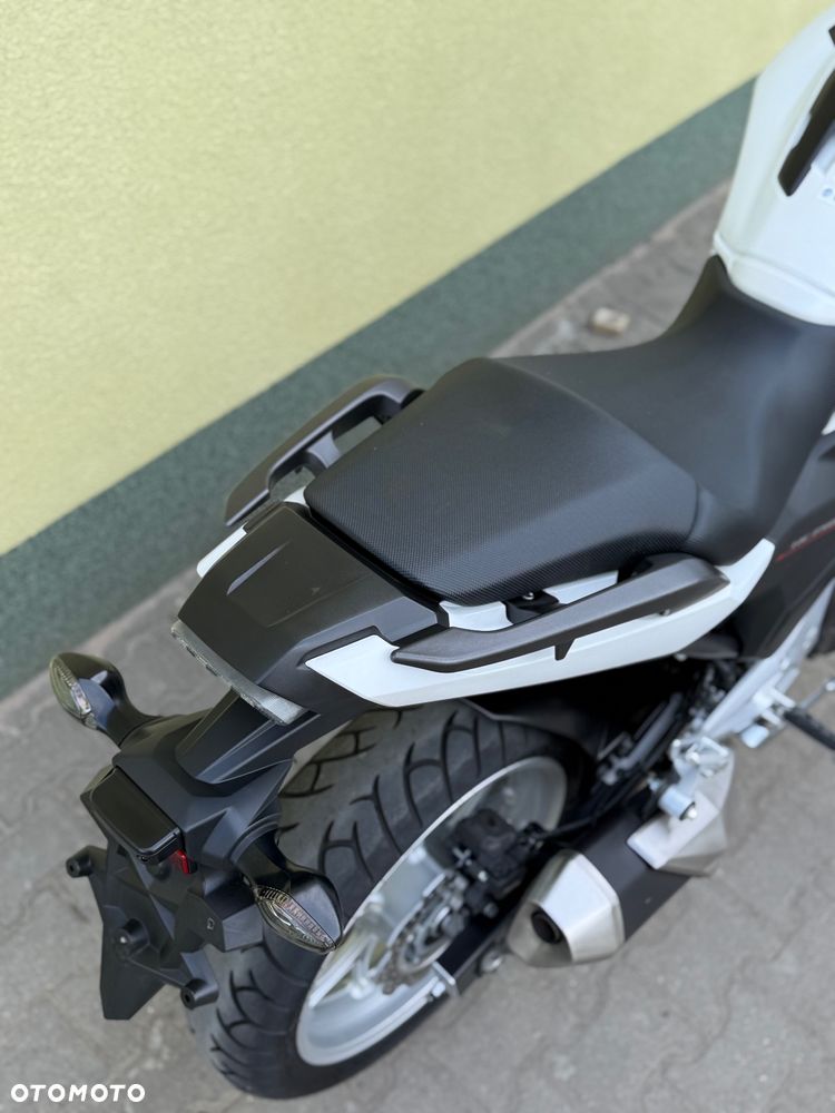 Honda NC - 12