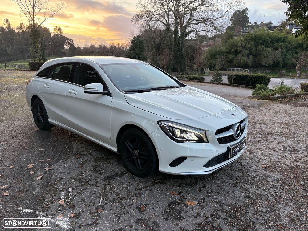Mercedes-Benz CLA 180 d BlueEFFICIENCY Edition - 4
