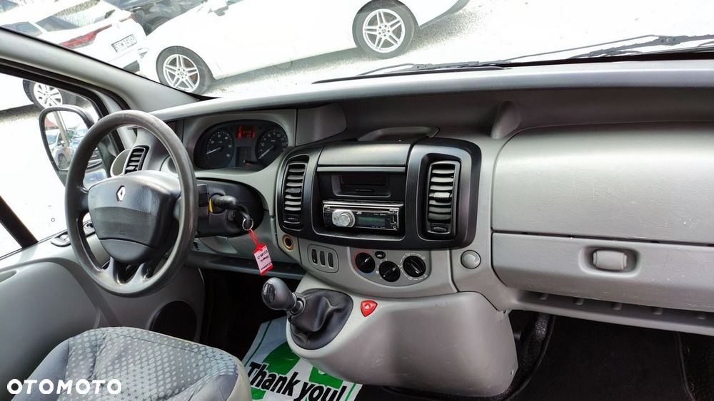 Renault Trafic - 26