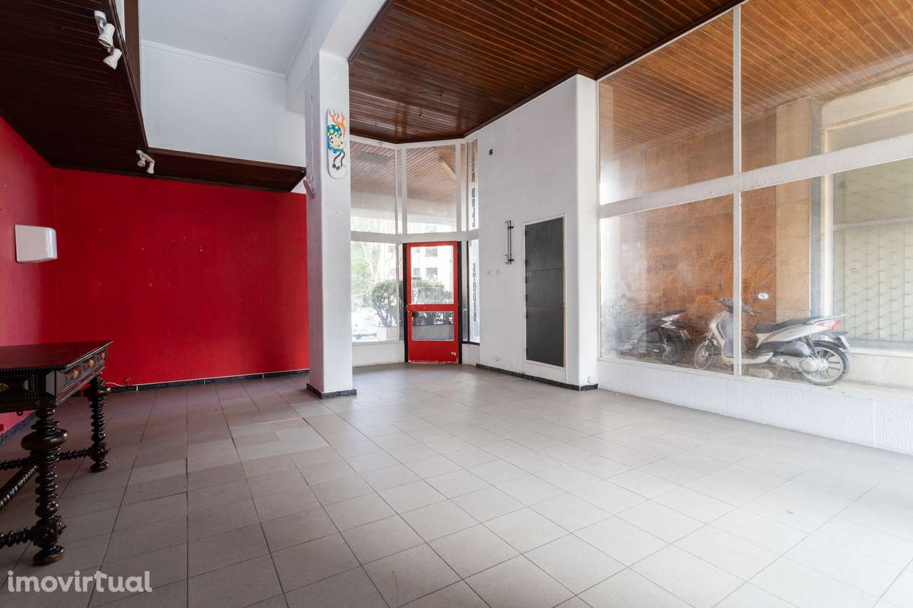 Loja  Elevada Visibilidade em Avenida movimentada - Grande imagem: 3/20