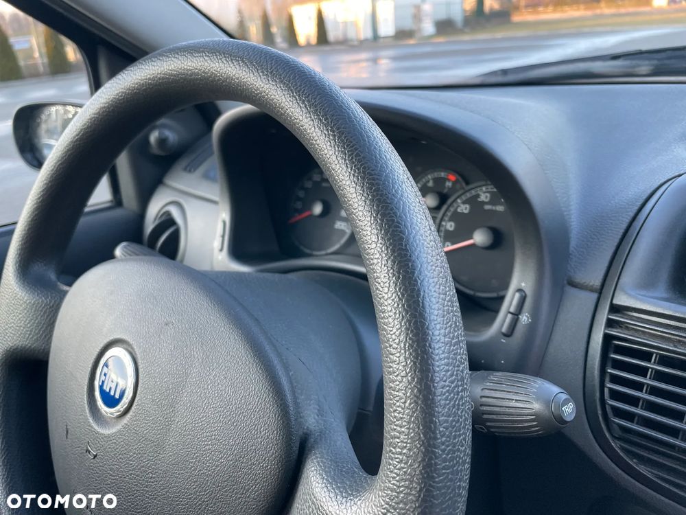 Fiat Punto 1.2 8V Active - 13