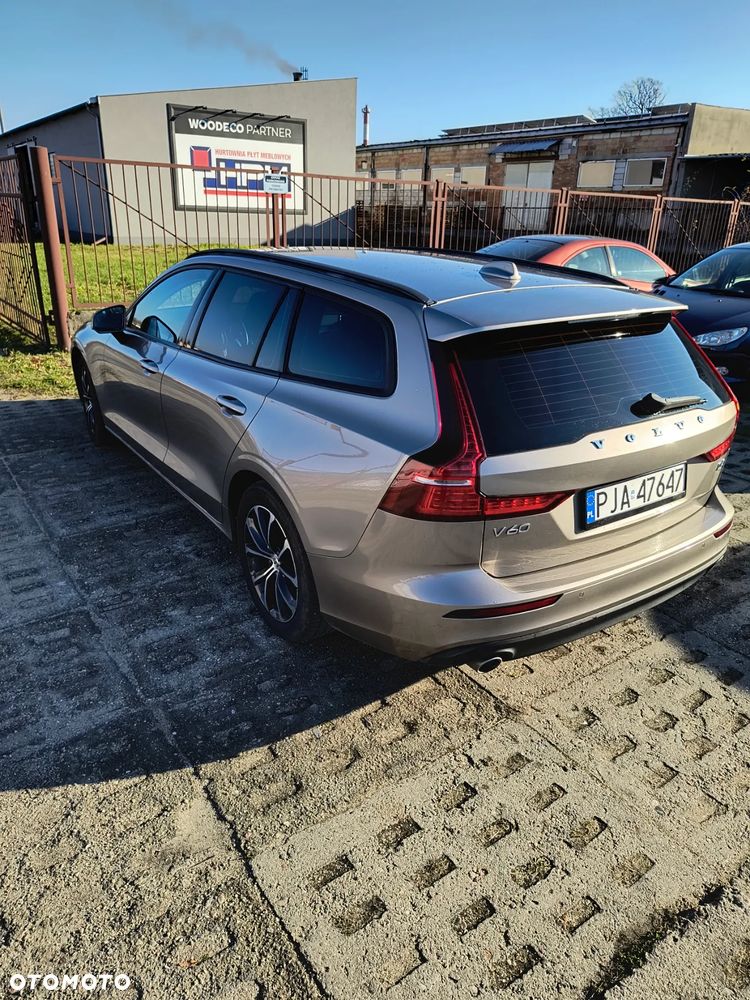 Volvo V60 D4 Momentum - 4