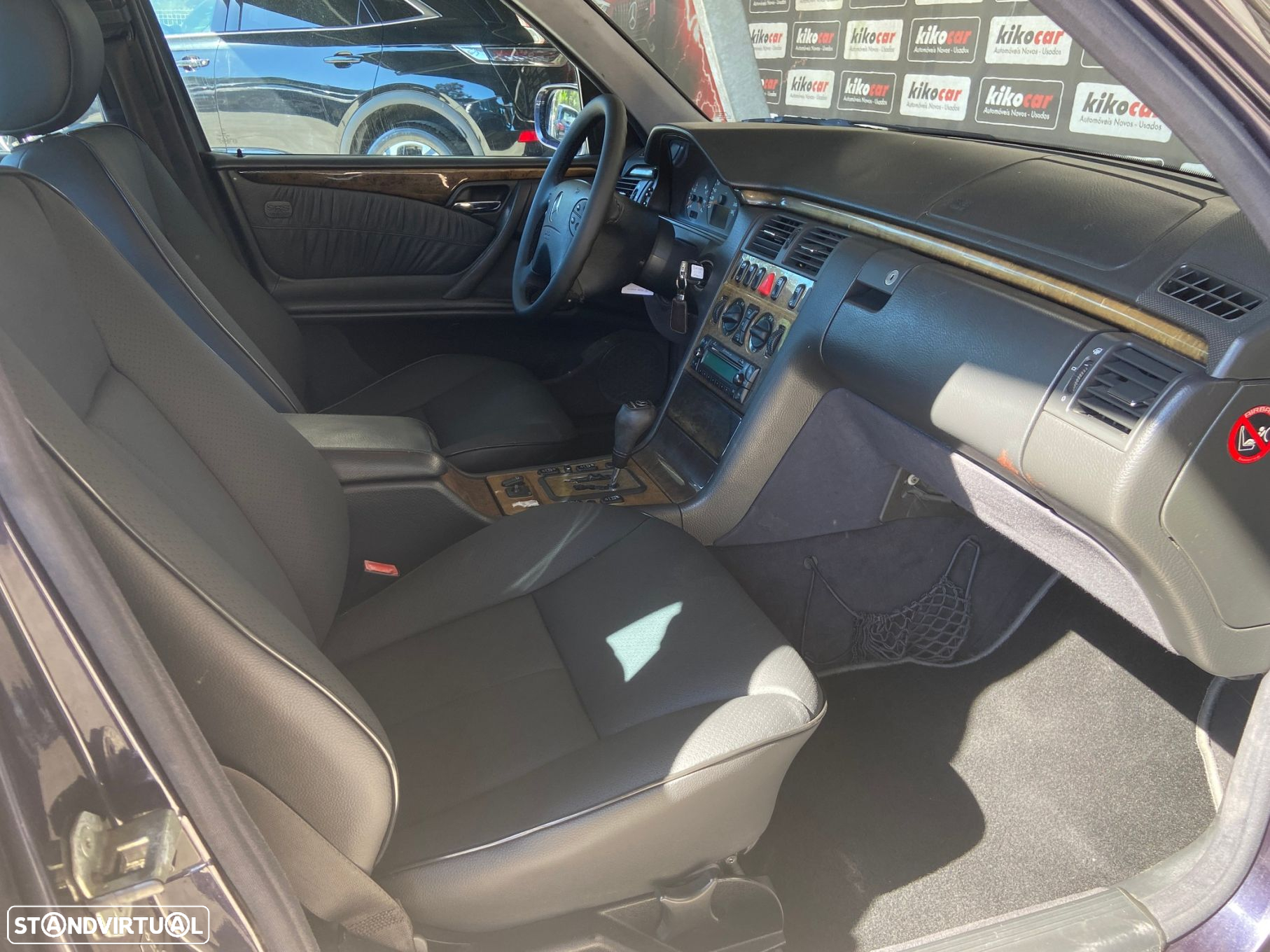 Mercedes-Benz E 250 - 21