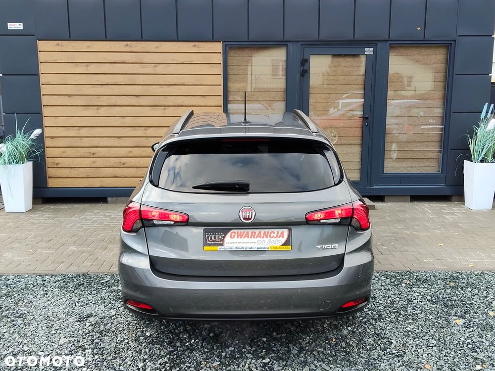 Fiat Tipo Kombi 1.4 T-Jet Lounge - 25