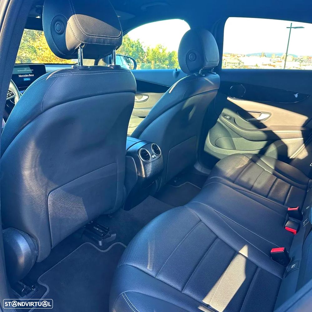 Mercedes-Benz GLC 300 e 4Matic - 11