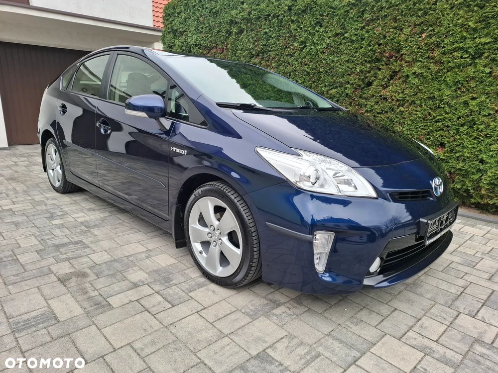 Toyota Prius (Hybrid) Executive - 1
