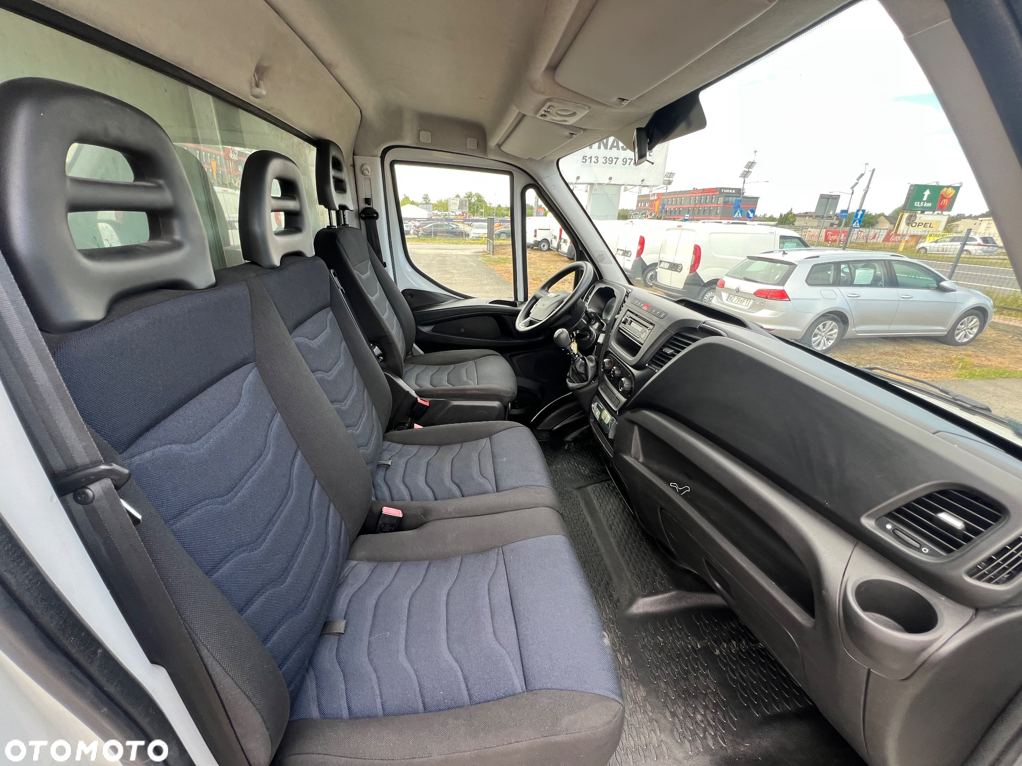 Iveco Daily 35C14 Carrier Xarios 350 (325) - 11