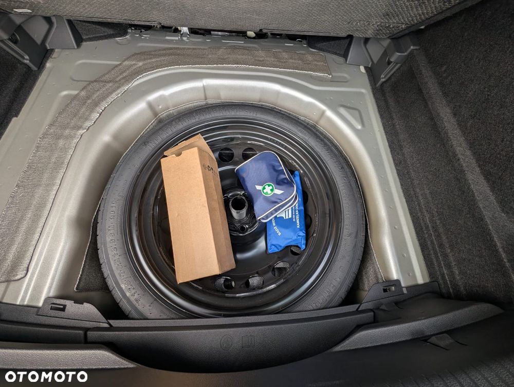 Volkswagen Taigo 1.0 TSI Life Plus - 17