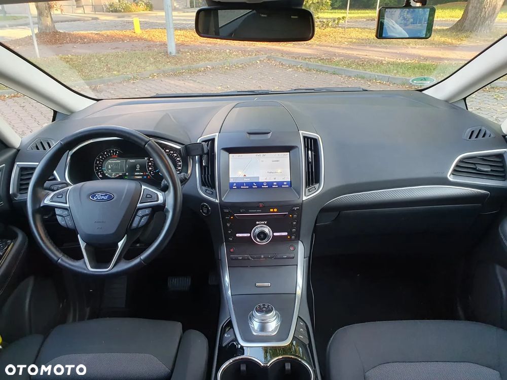 Ford S-Max - 9