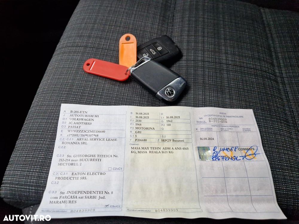 Volkswagen Passat 2.0 TDI DSG Comfortline - 9