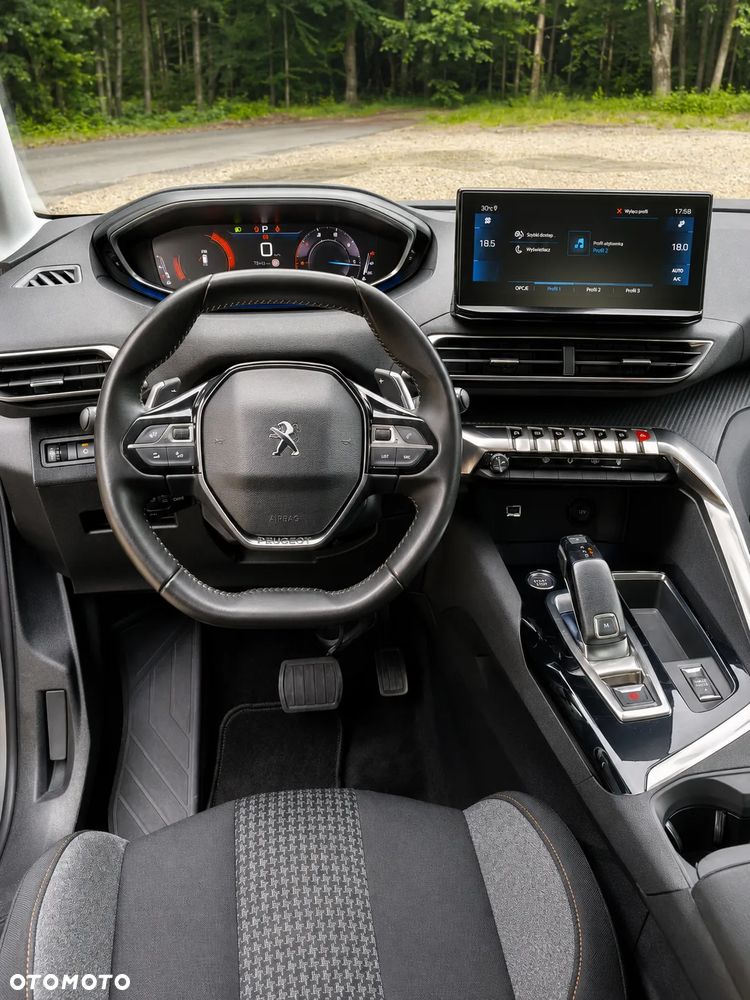 Peugeot 3008 1.5 BlueHDi Active Pack S&S EAT8 - 20