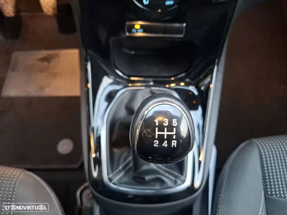 Ford Fiesta 1.0 Ti-VCT Titanium - 43