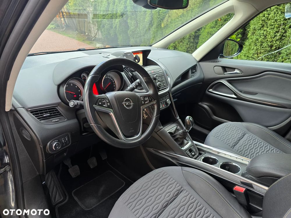 Opel Zafira C Tourer 11-16 - 6