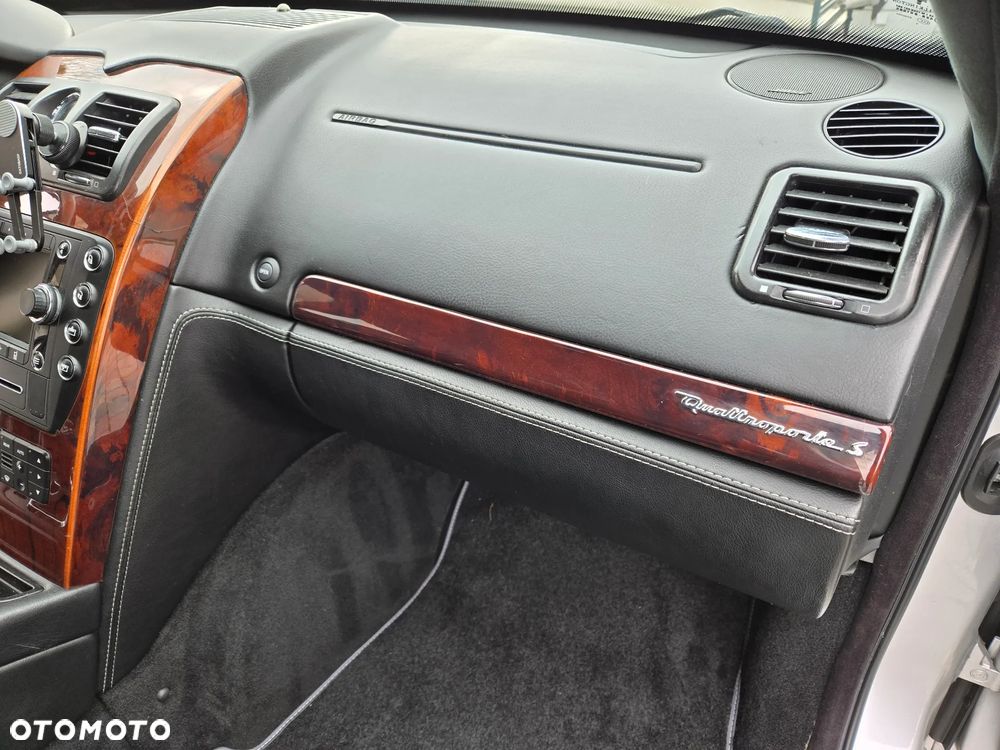 Maserati Quattroporte S - 15