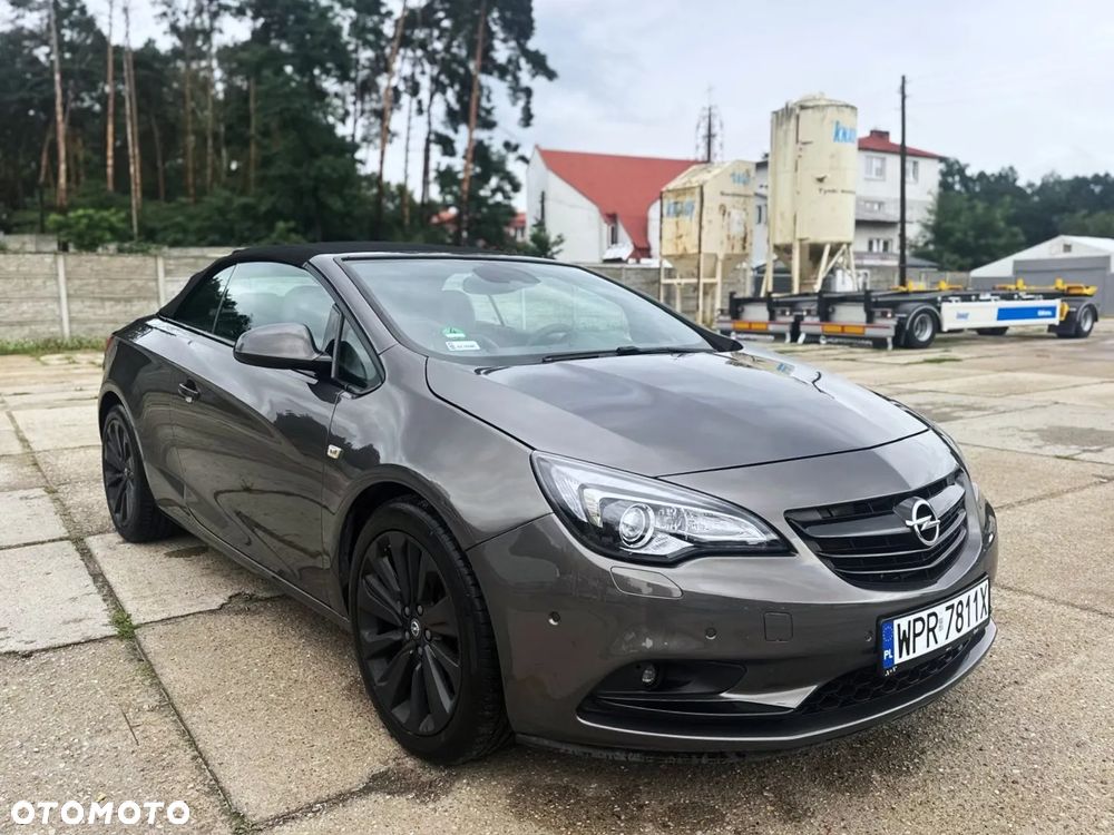 Opel Cascada - 2