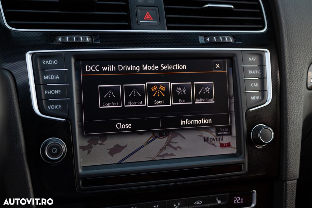 Volkswagen Golf - 21