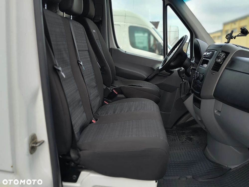 Volkswagen Crafter - 10