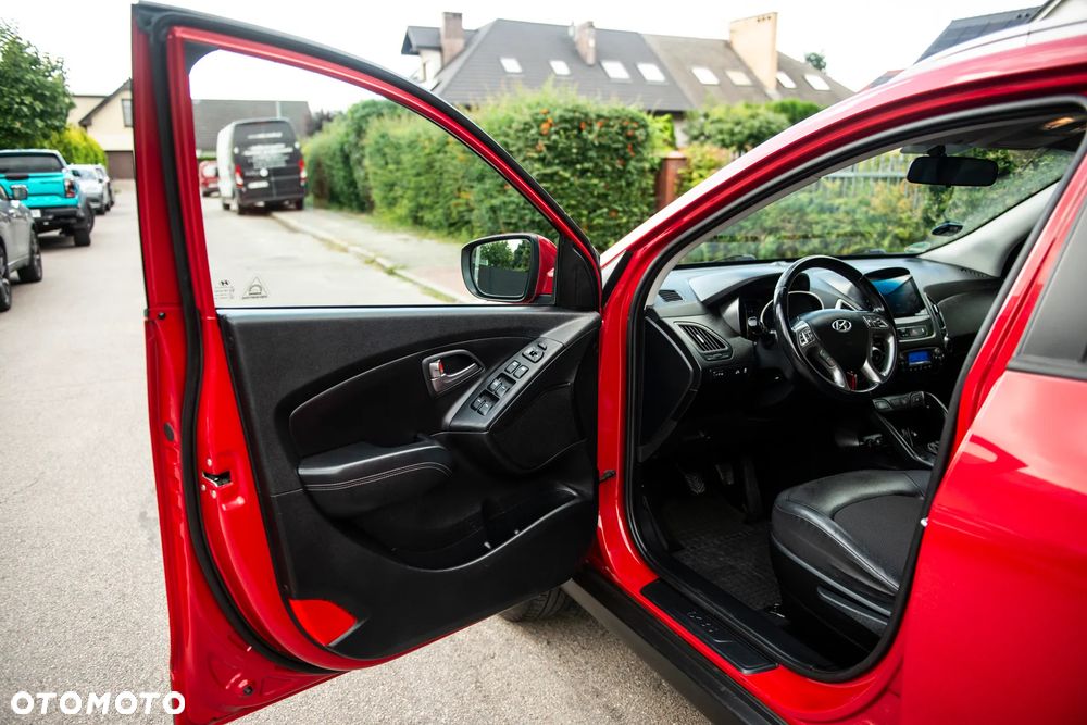 Hyundai ix35 1.6 2WD Fifa World Cup Edition - 17
