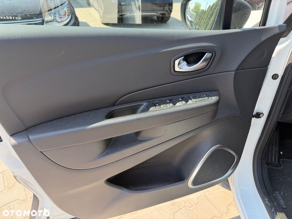 Renault Captur - 17
