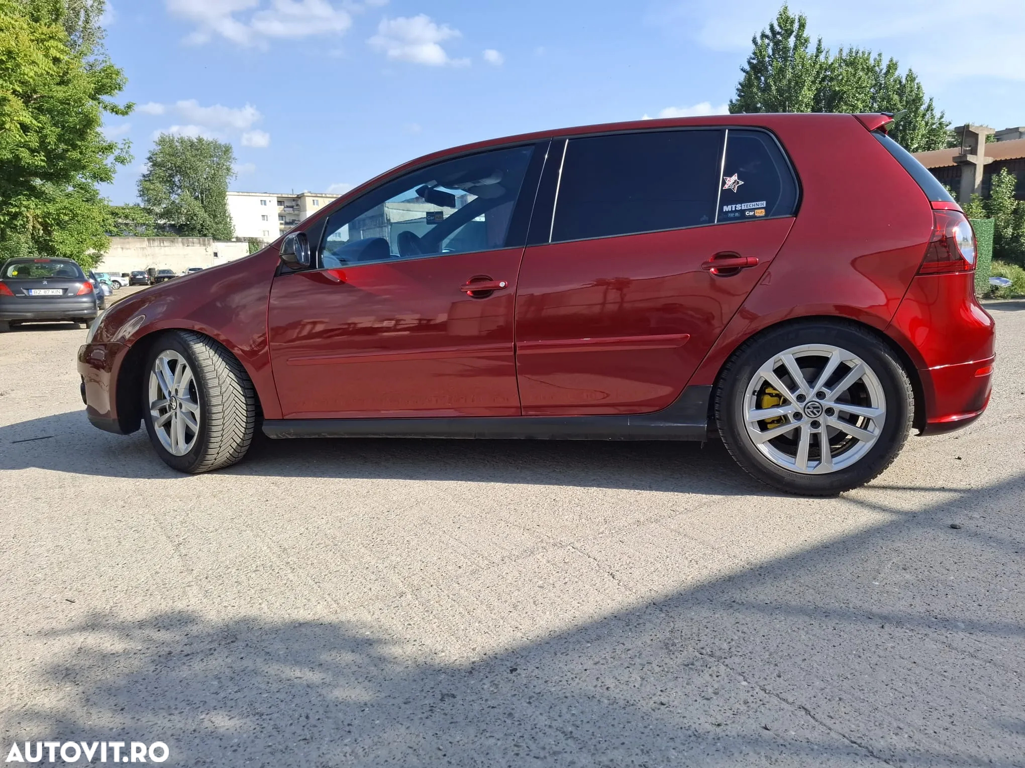 Volkswagen Golf 2.0 FSI GTI - 3