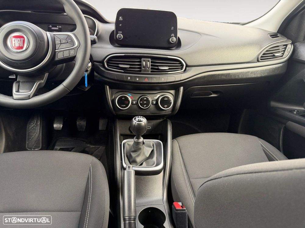 Fiat Tipo 1.6 MultiJet - 11