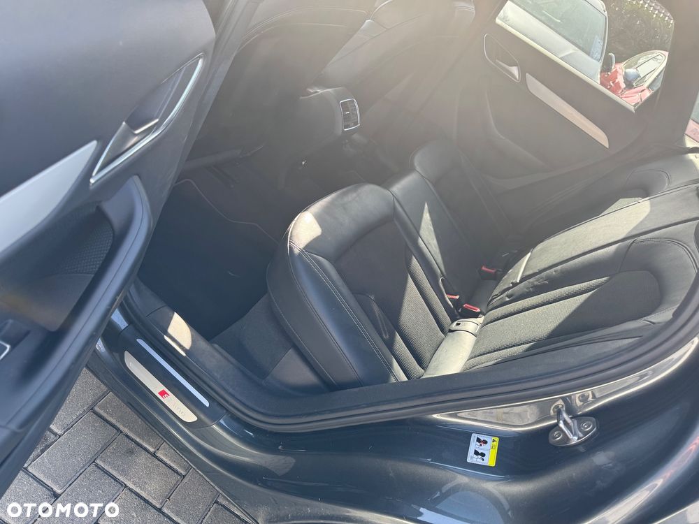 Audi Q3 2.0 TDI S tronic sport - 34