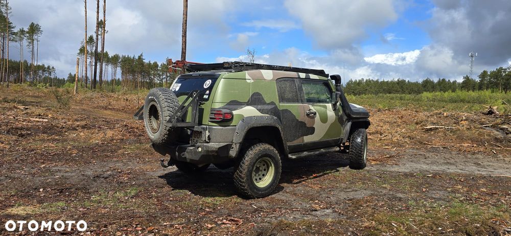 Toyota FJ - 5